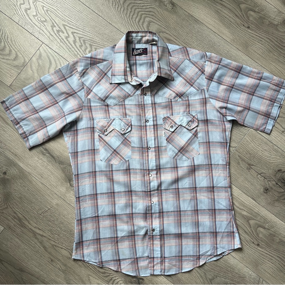 Levi's Light Blue and Brown Plaid Short Sleeve Button-Down Shirt